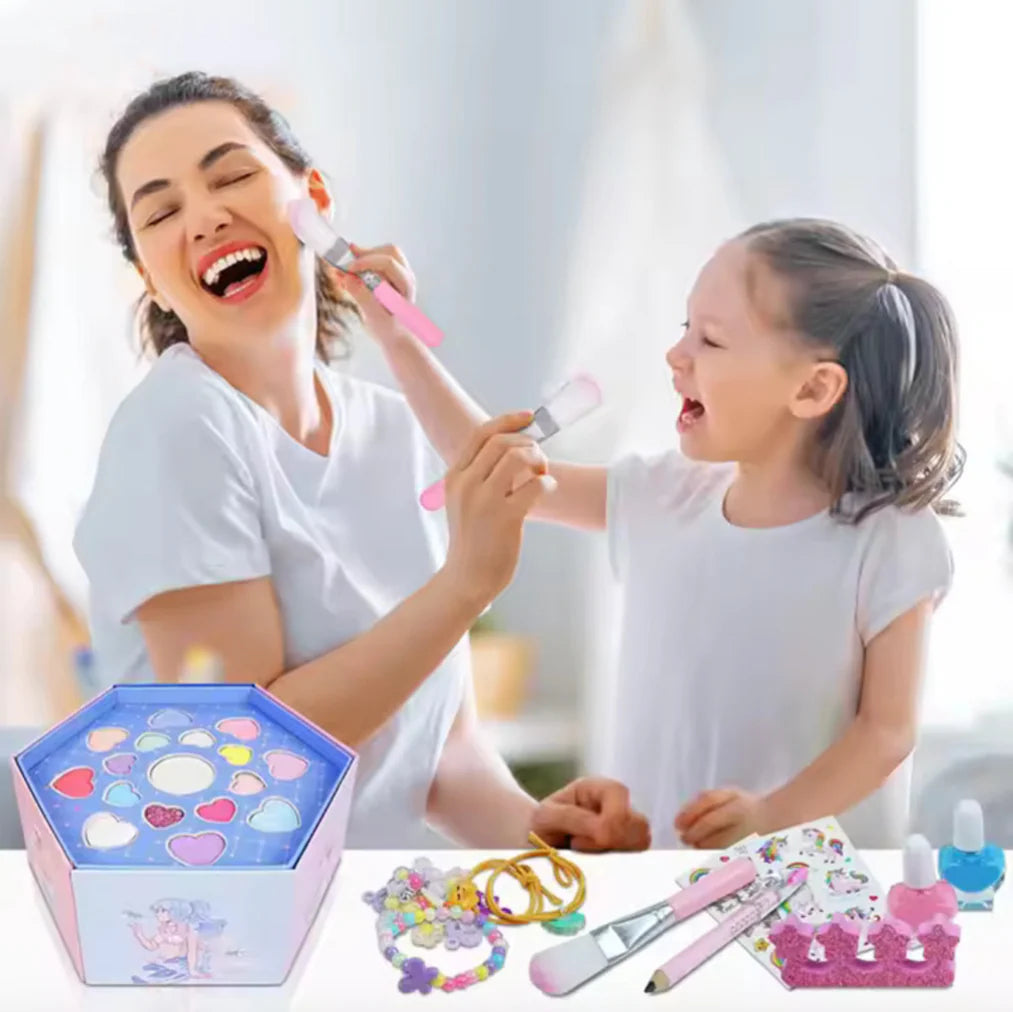 Marvellous Mermaid - 4 Layers of Kids Make Up and Jewelry Set